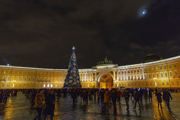 В Петербурге отменили новогодние и рождественские мероприятия